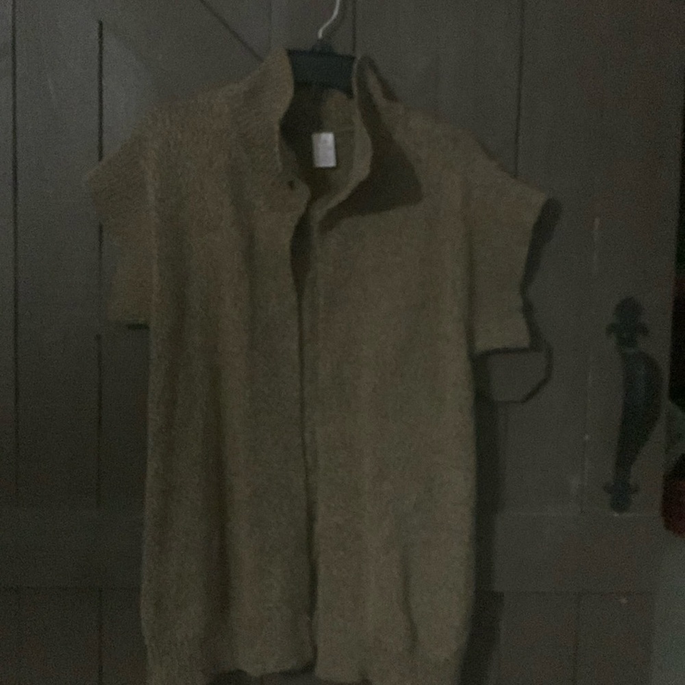 Bobbie Brooks- slightly used woman’s top